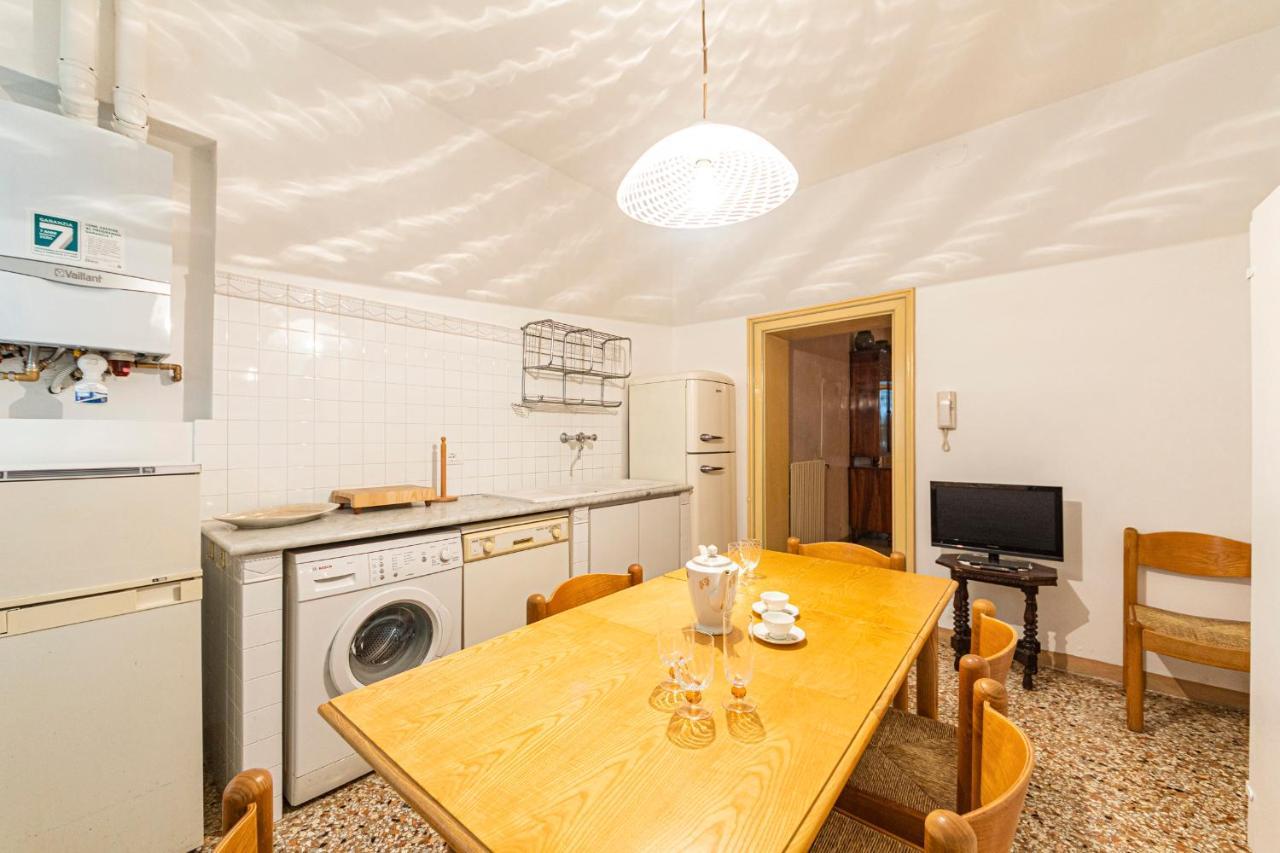 Casa Vescovo, Free Wi-Fi Near San Marco Square Lägenhet Venedig Exteriör bild